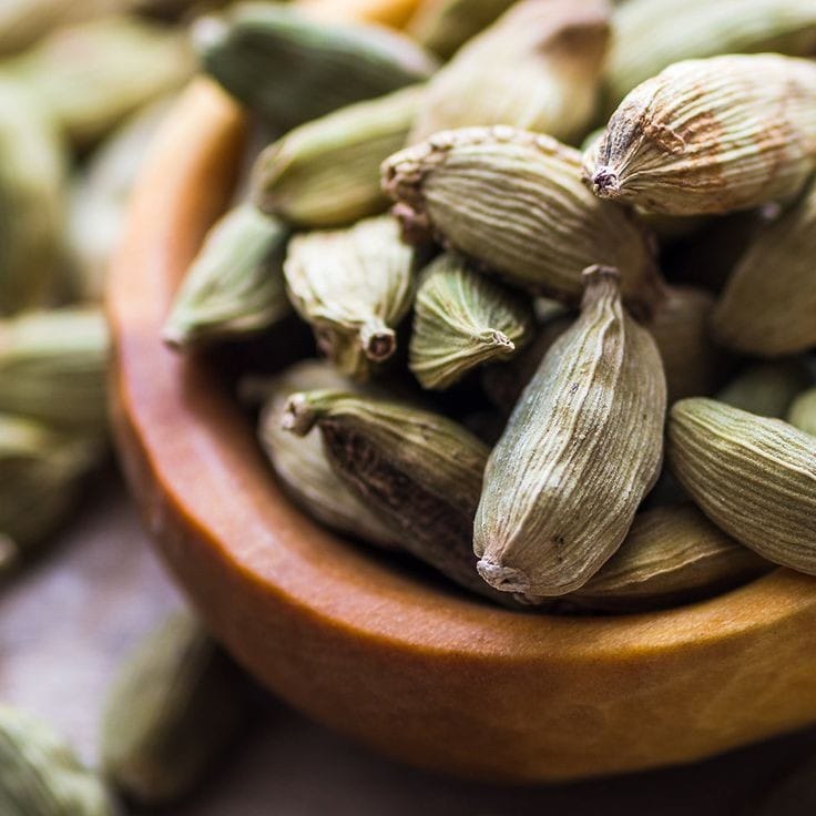 Re Constituted Cardamom Oil